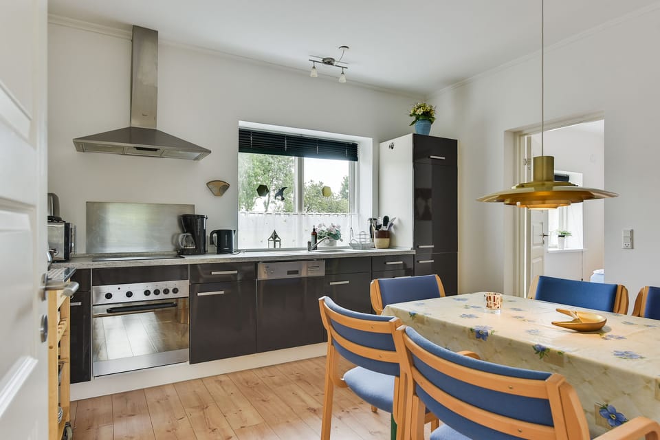 Apartment, 3 Bedrooms | Dining