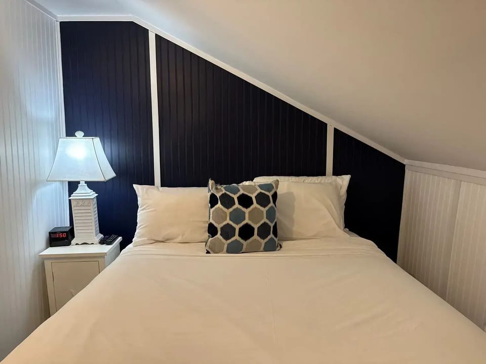 Bedroom. Interior and views may vary based on location and availability.