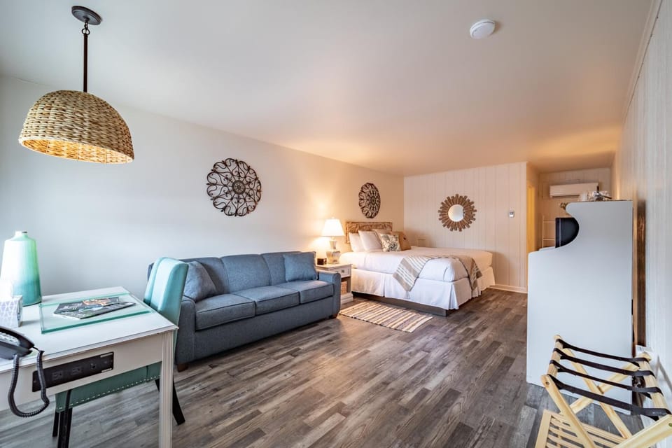 Bedroom. Interior and views may vary based on location and availability.