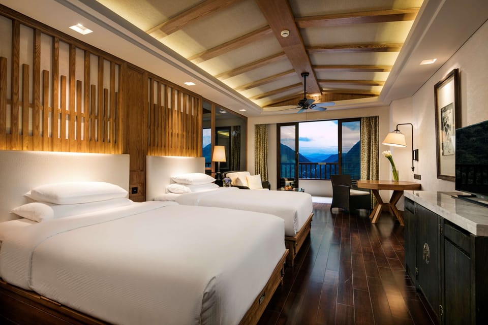 Twin Room, Balcony | Minibar, in-room safe, blackout drapes, rollaway beds