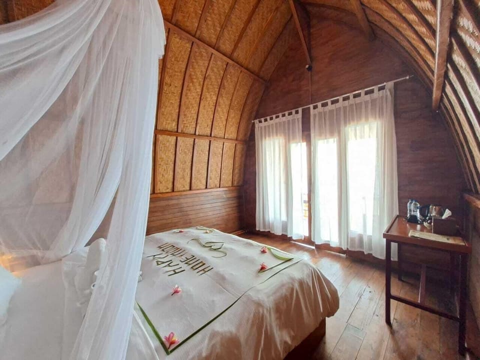 Double Room, Sea View | Minibar, WiFi (free)