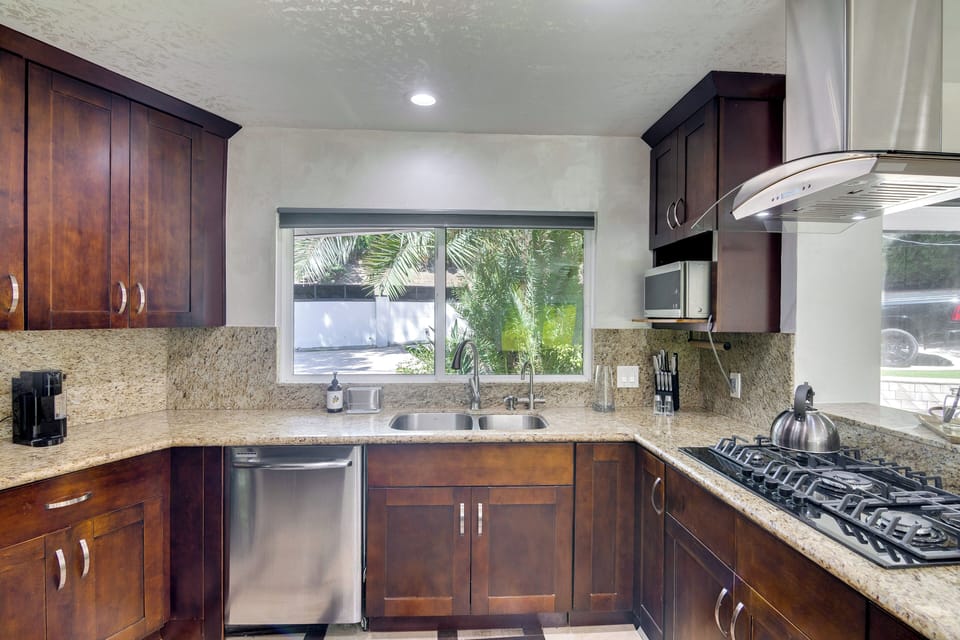 Kitchen | 1st Floor