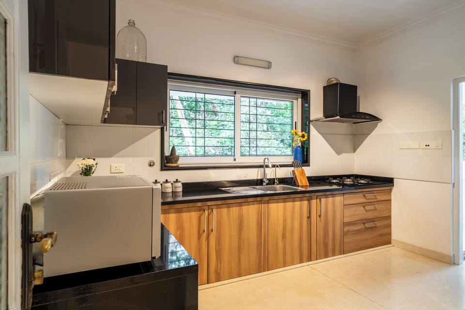 Comfort Villa, 3 Bedrooms, Private Pool, Garden View | Private kitchen