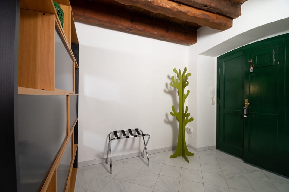 Classic Condo | Interior