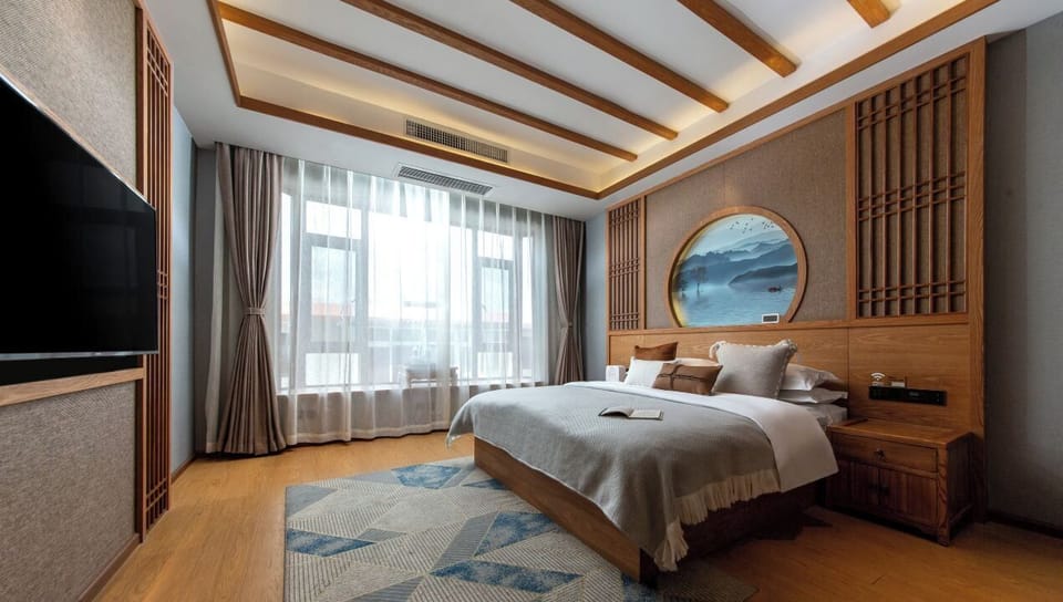 Comfort Double Room | Premium bedding, down comforters, memory foam beds, WiFi (free)