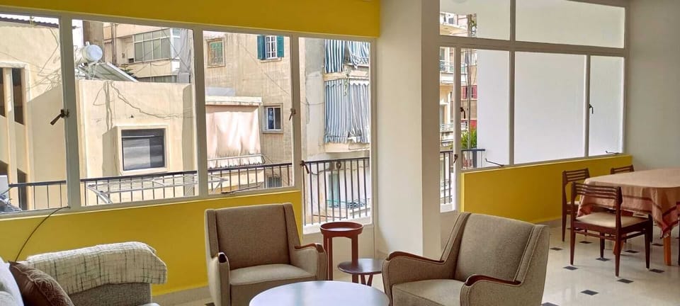Comfort Apartment, City View | Dining