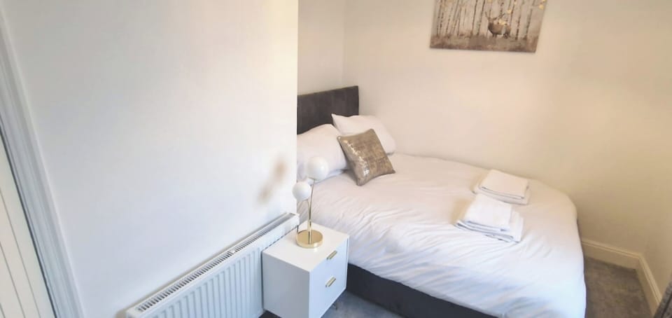 4 bedrooms, WiFi (free)