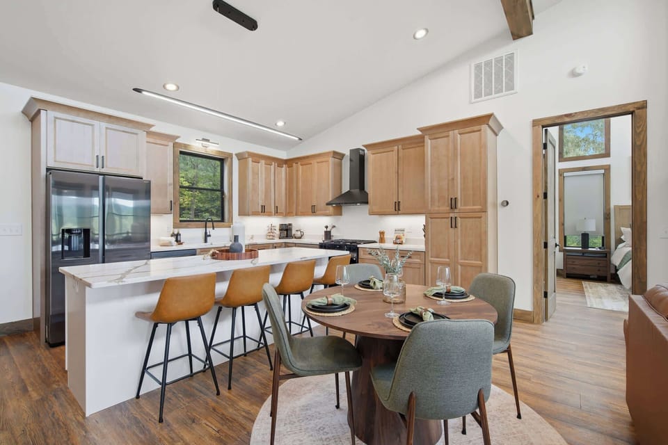 Cabin, Multiple Beds, Mountain View (The Lodge at Walnut Peak) | Private kitchen