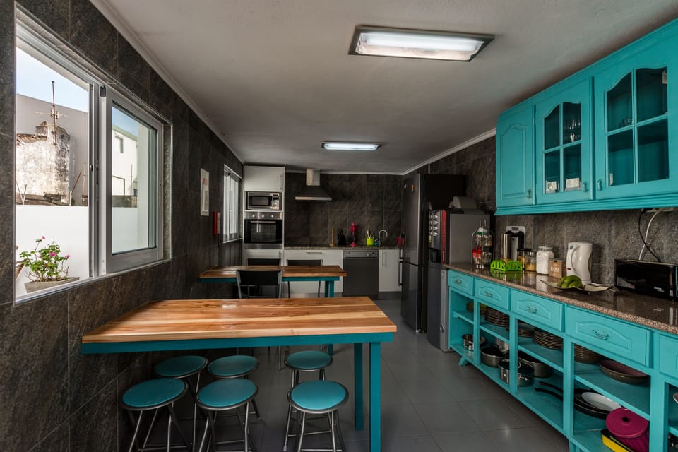 Mini-fridge, microwave, oven, stovetop