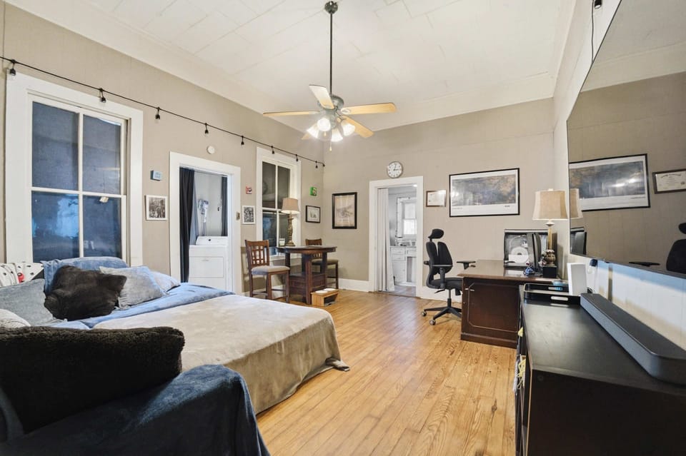 House | 1 bedroom, high-speed internet