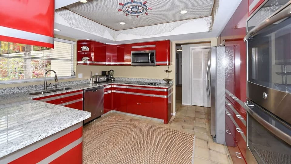 House | 4 bedrooms, high-speed internet