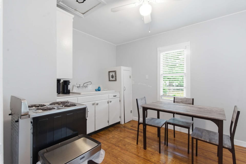House | 1 bedroom