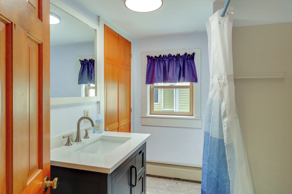 Ocean & Marsh Views! Wells Condo w/ Outdoor Space Apartment in Wells