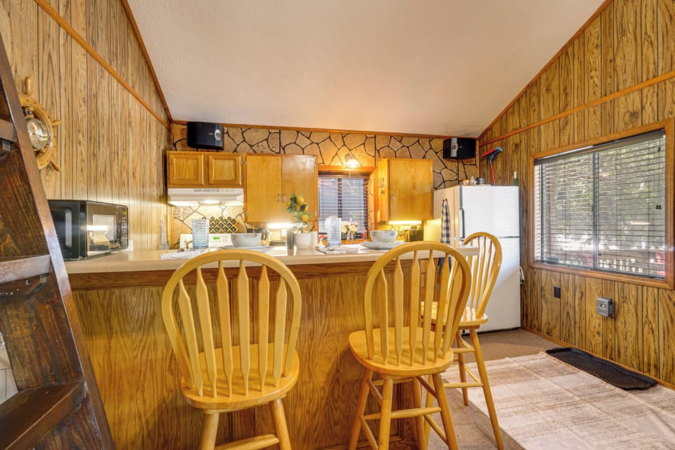 House (2 Bedrooms) | Interior