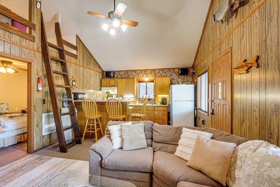 House (2 Bedrooms) | Interior