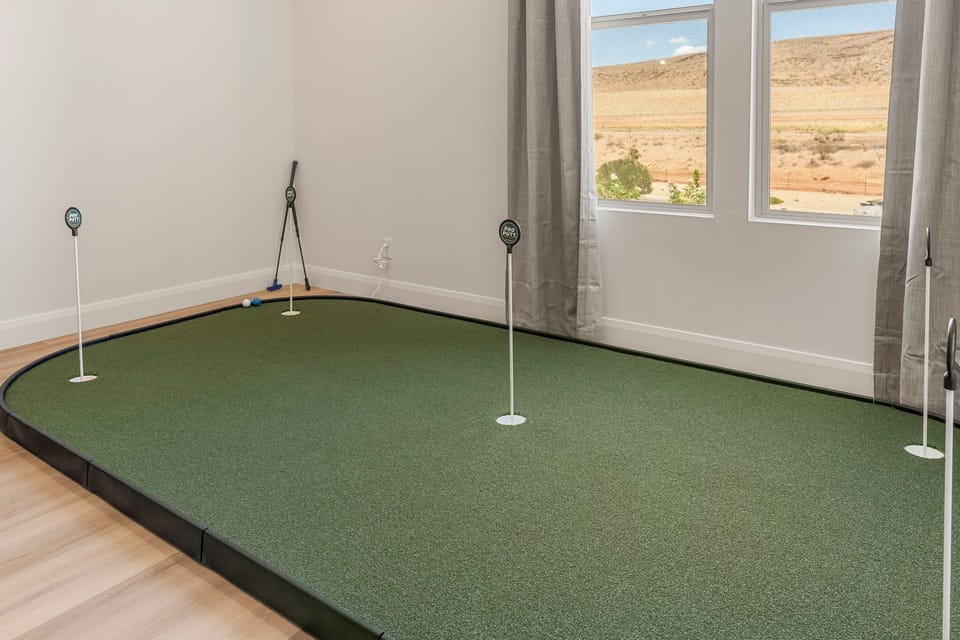 Indoor Putting Green