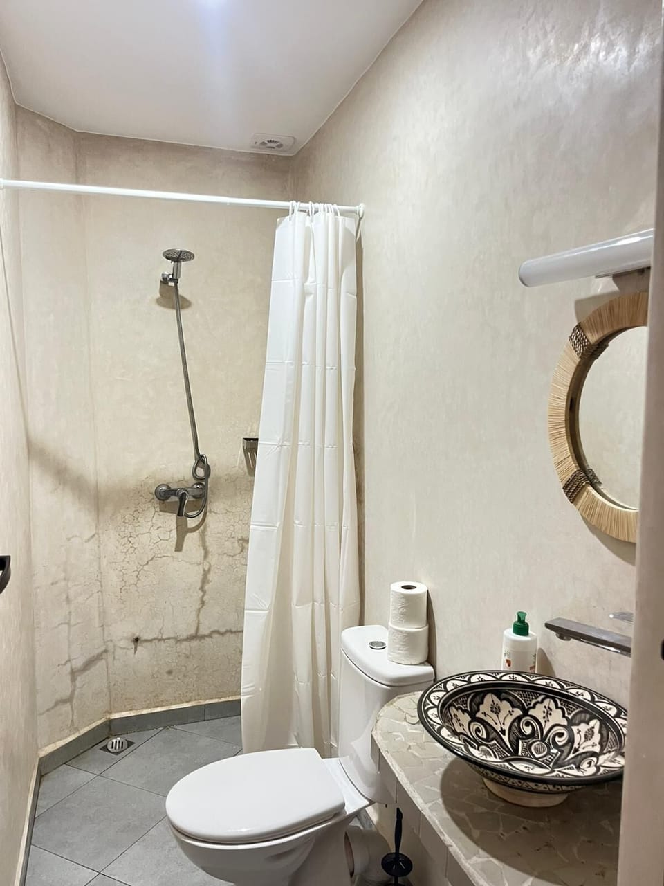 Comfort Double Room | Bathroom | Shower, towels, soap, toilet paper