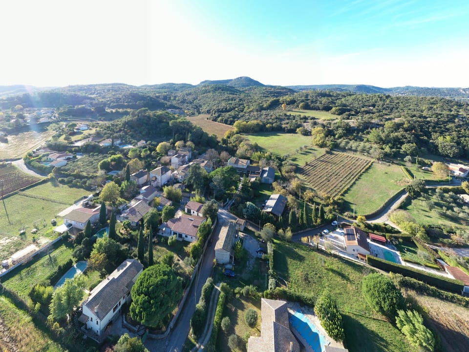 Vue aérienne du hameau du Trial.