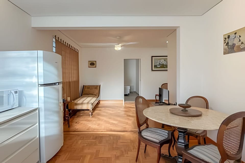 Basic Apartment | Interior