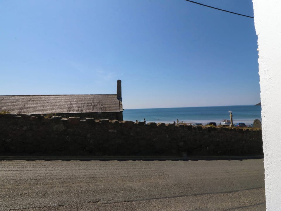 Beach/ocean view