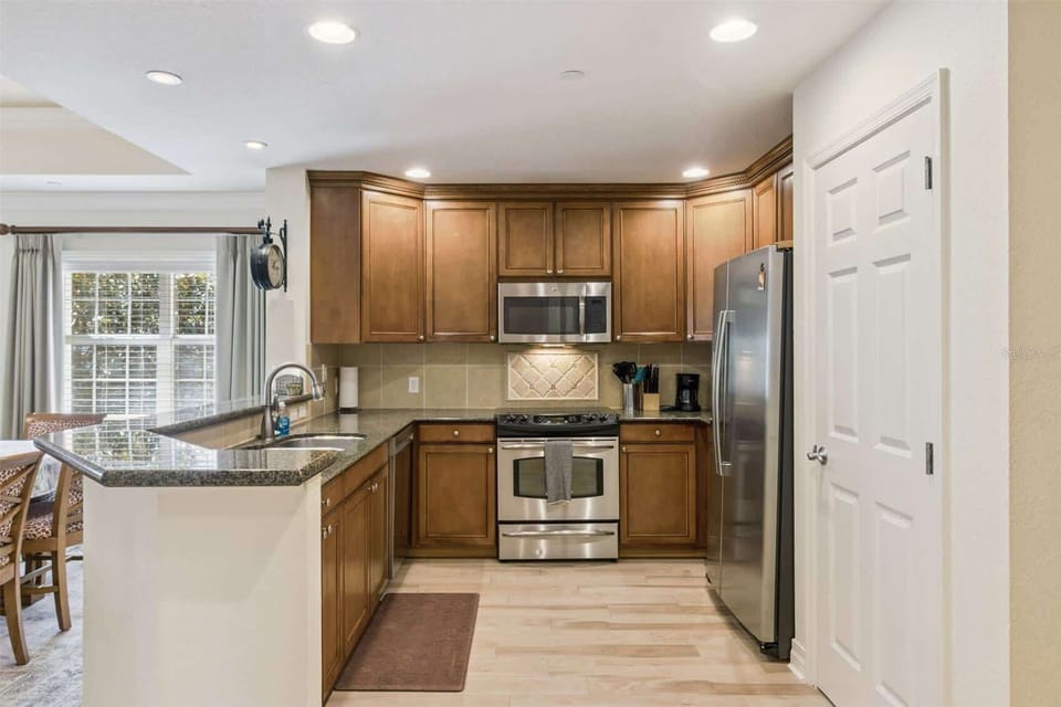The fully equipped kitchen makes everything from quick breakfasts before Disney to family dinners at home easy and convenient.