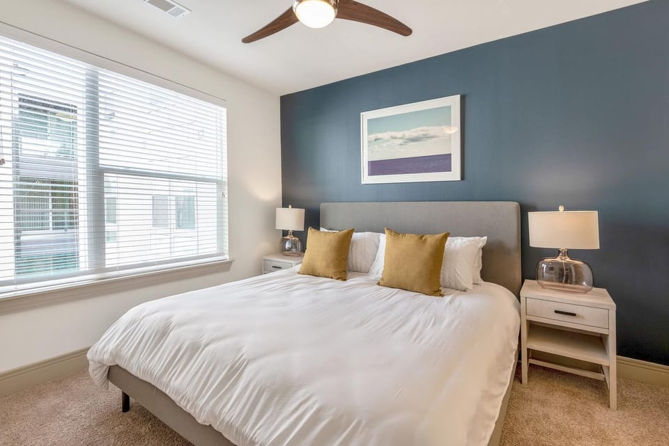 Landing Amazing 1BD in Bear Creek Apartment in Addicks