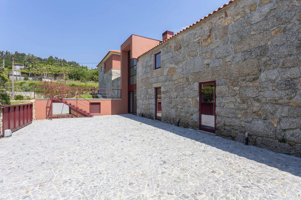 House | 3 bedrooms, high-speed internet