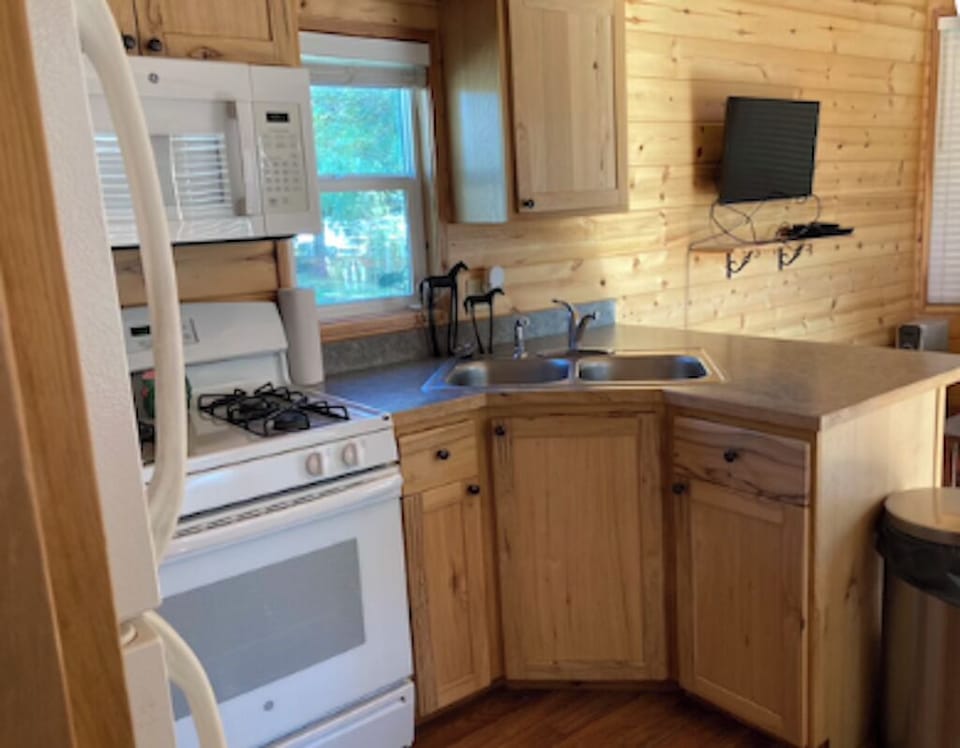 Family Cabin | Private kitchen