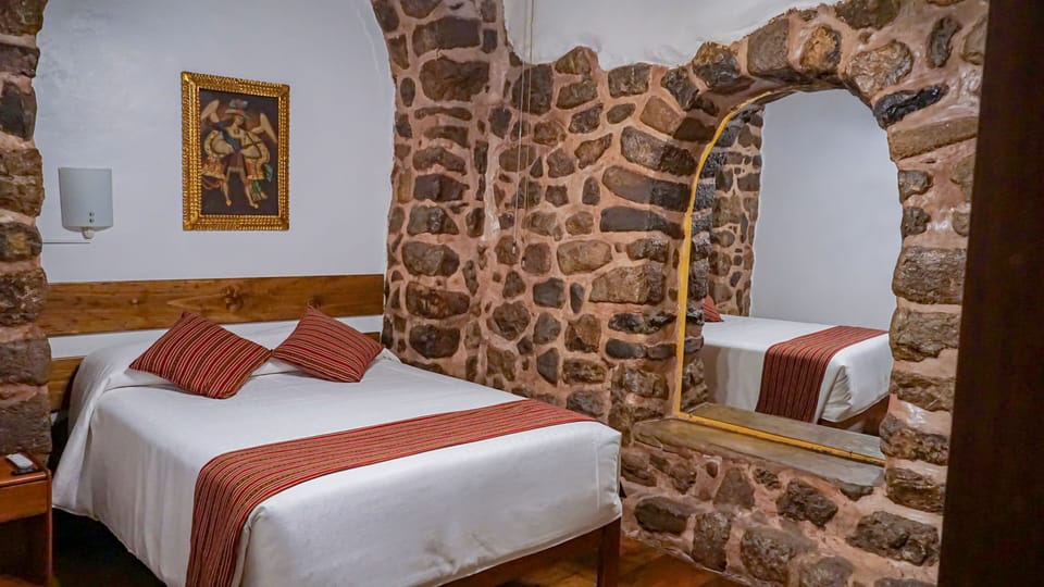 Traditional Single Room | Hypo-allergenic bedding, down comforters, memory foam beds, desk
