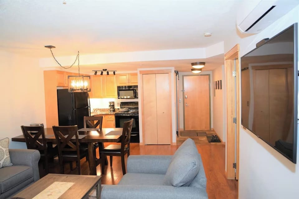 Open-plan kitchen, dining and living area