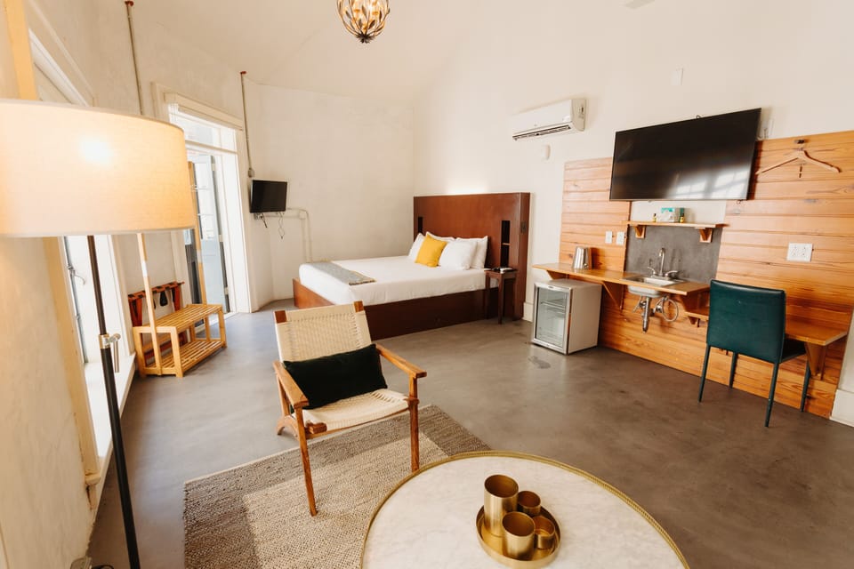 Suite (Room) | Free WiFi, bed sheets