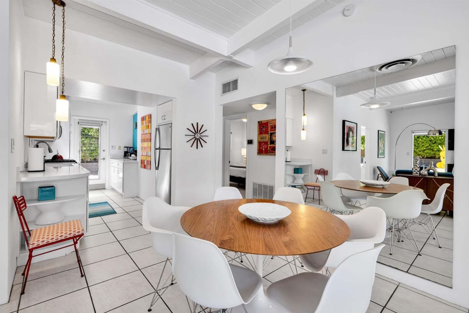 Open dining area connecting the kitchen and living room