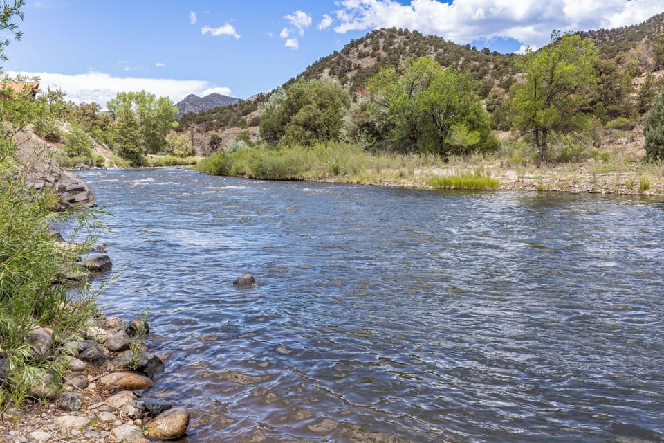 •Private River Frontage