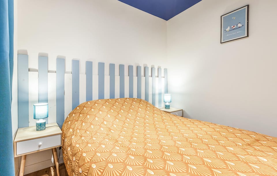 bed
