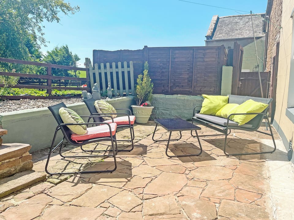 Sitting-out-area | Waverton Hall Cottage - Waverton Retreats, Wigton