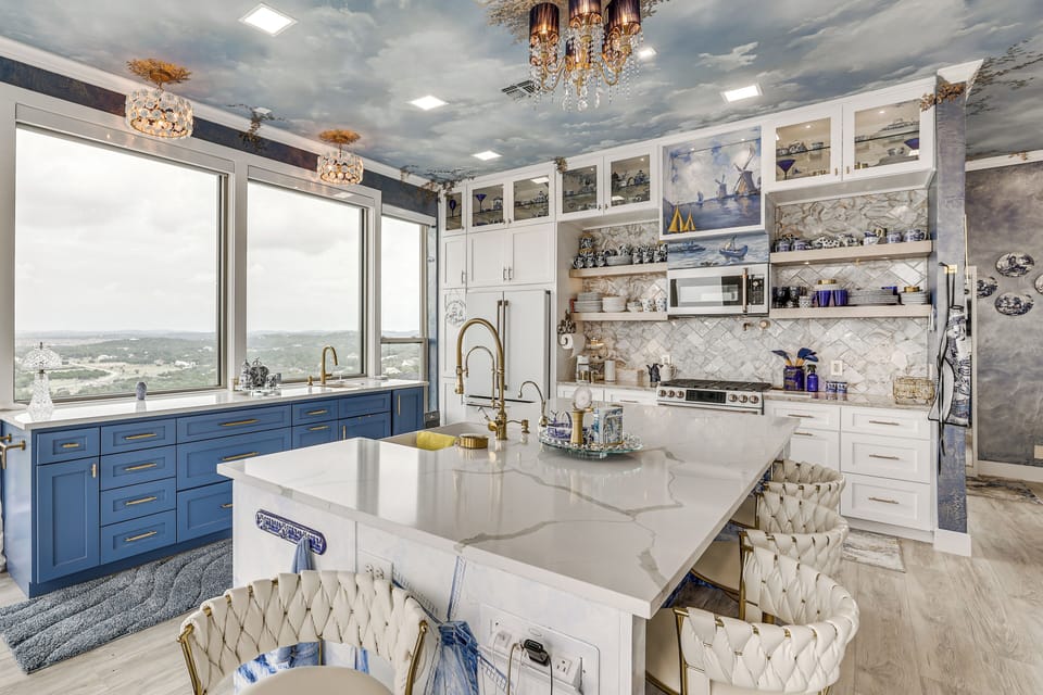 Kitchen | Views