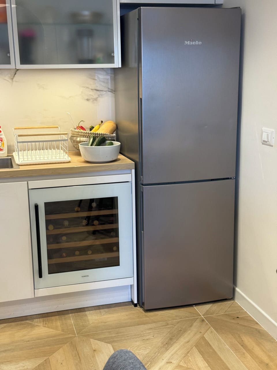 Deluxe Apartment, Non Smoking | Private kitchen | Coffee/tea maker, electric kettle, freezer