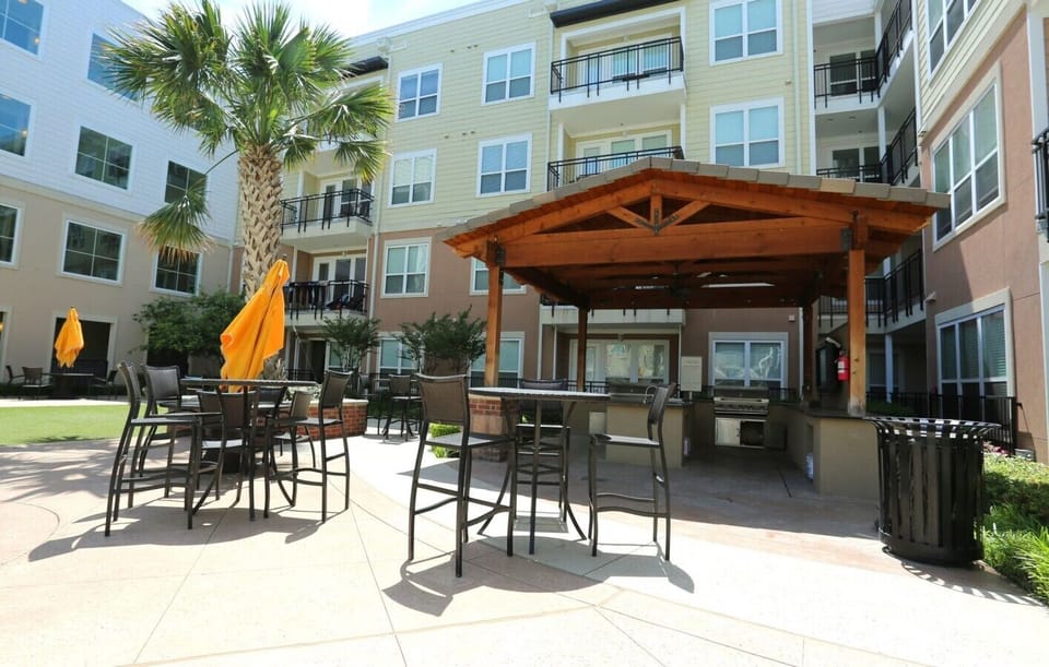 Exterior setting