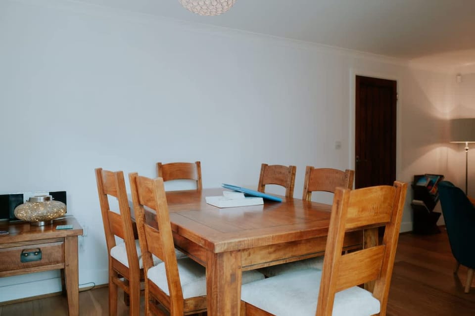 House | 3 bedrooms, high-speed internet