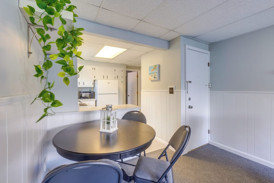 Apartment (1 Bedroom) | Interior