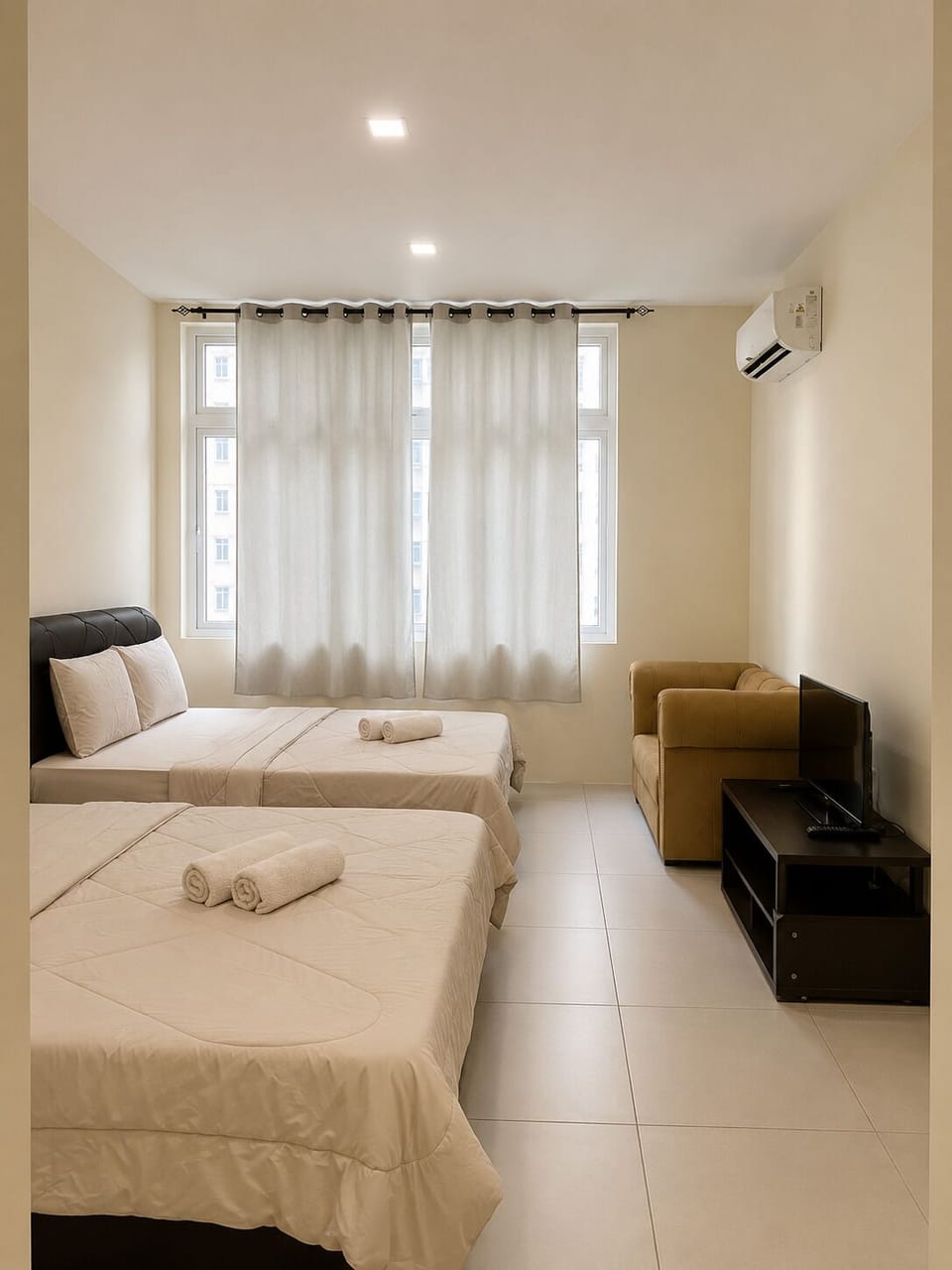 Studio, 2 Queen Beds | Iron/ironing board, WiFi (free)