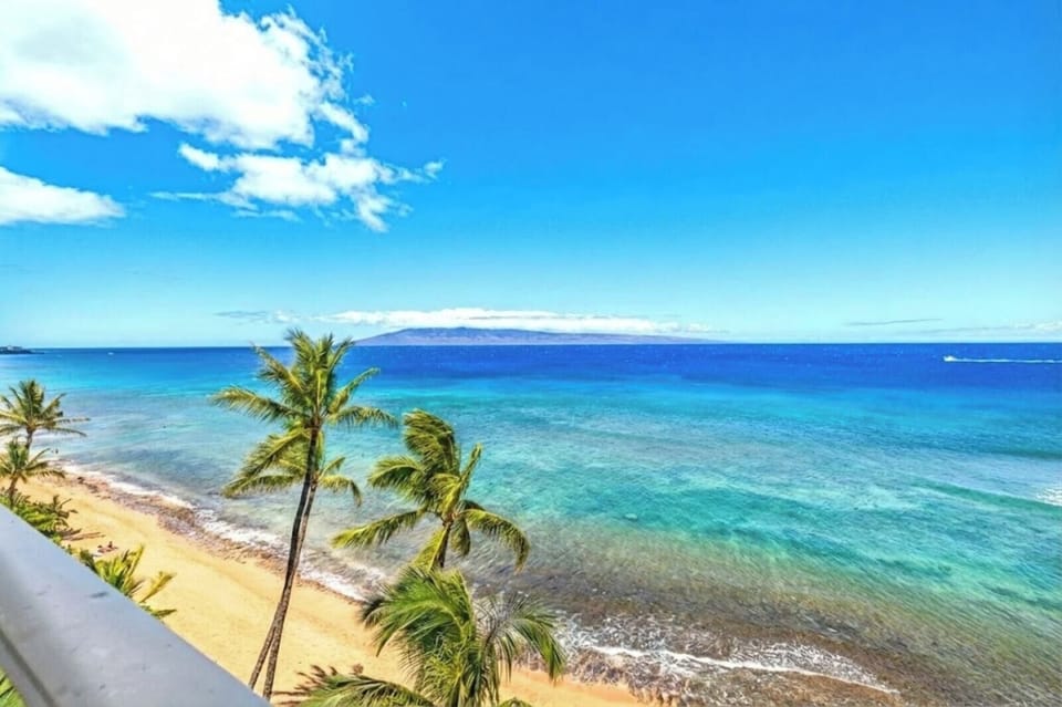 Enjoy open ocean views just beyond your private retreat MAH-814