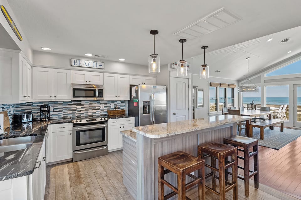 DU917: Making Memories | Top Level Kitchen