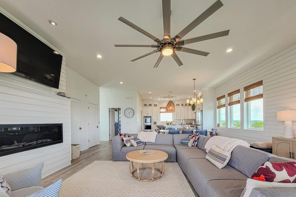 108 Sea Urchin Ct (La Vie En Bleu [Int Ext]) - watermarked-7
