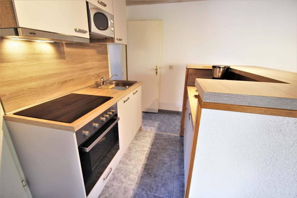 House | Private kitchen | Highchair