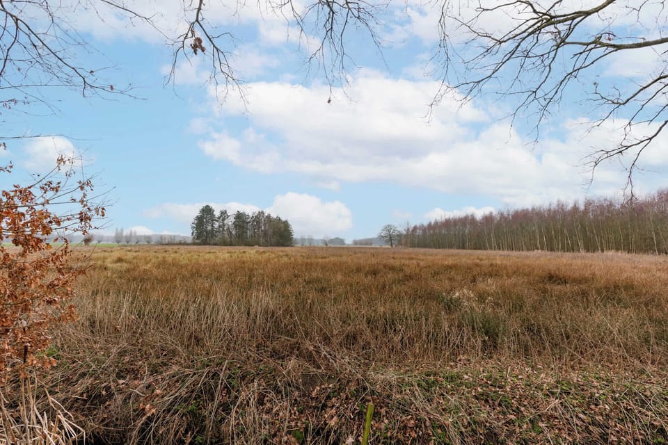 Wide open skies and untouched countryside — this is what true peace and quiet looks like.