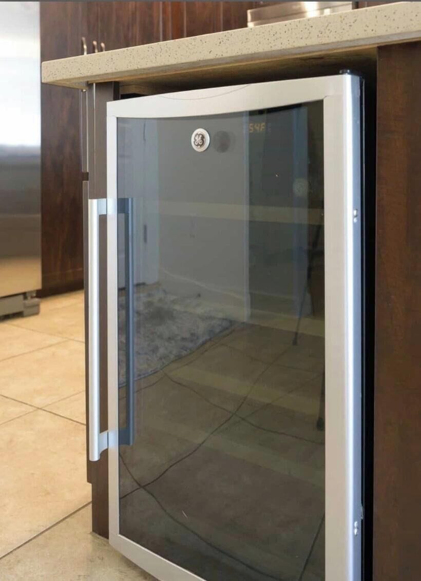 Wine Refrigerator 