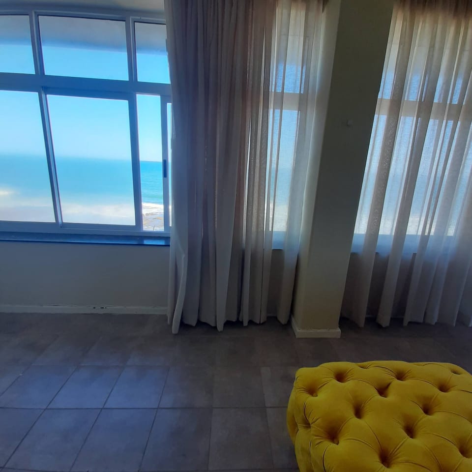 Apartment, 3 Bedrooms, Accessible, Balcony | Interior