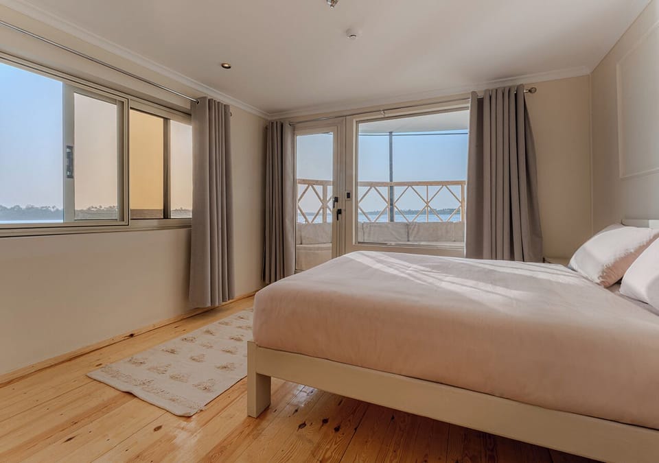 Deluxe Suite, River View