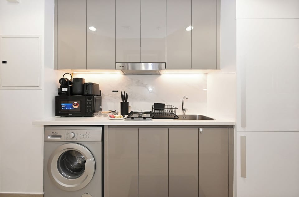 Apartment, Balcony | Private kitchen